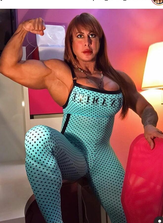 Barbara Muscle Slut Kommentare