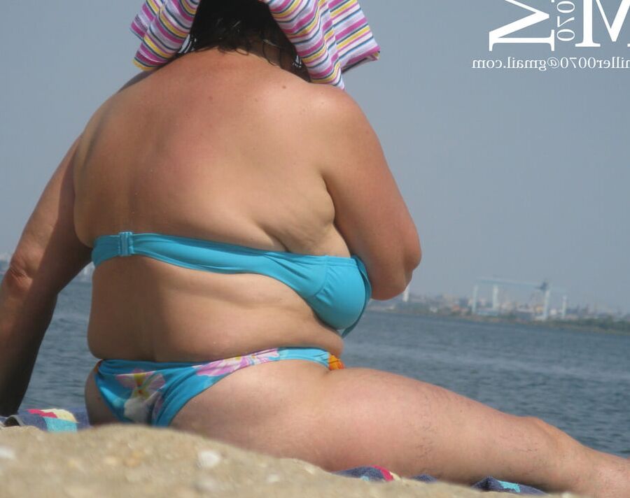 Huge Tits Milfs And Grannies