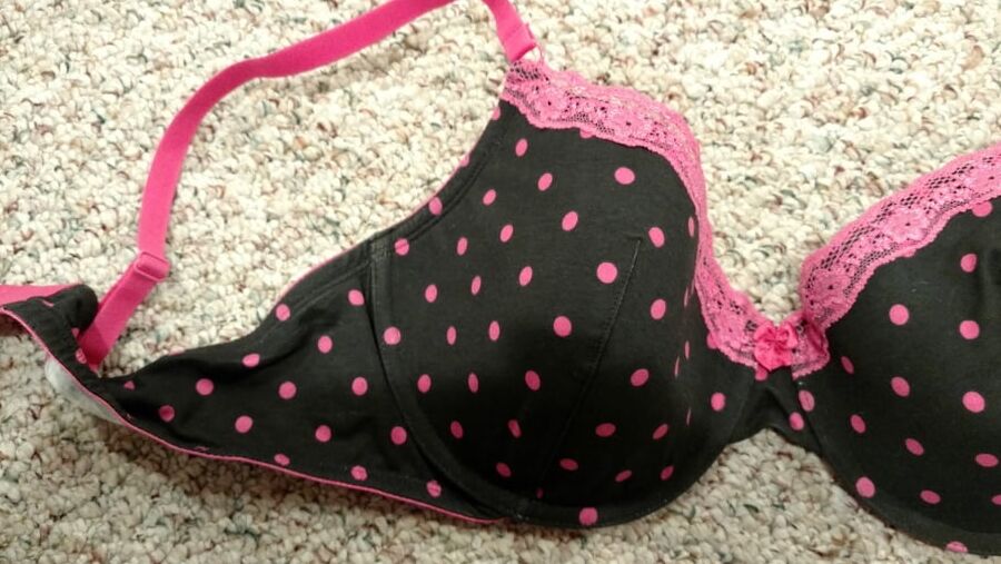 Wife&;s Cute Bras