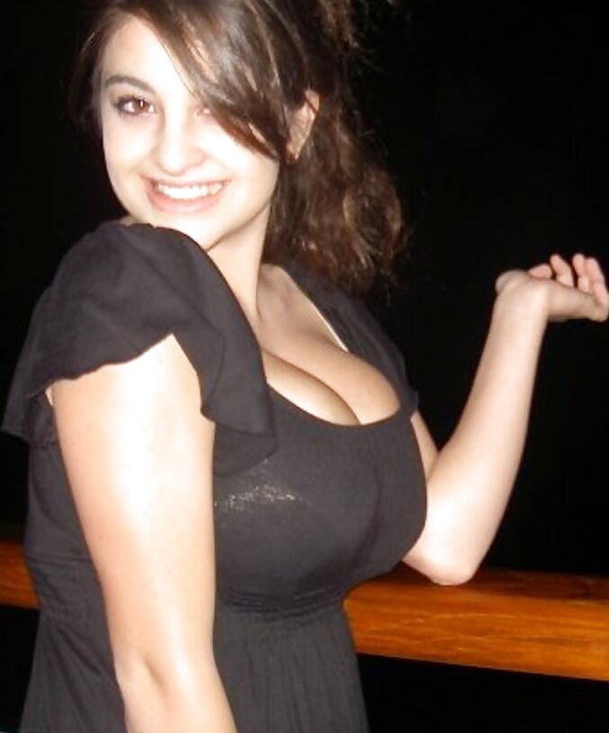 Beautiful busty amateur