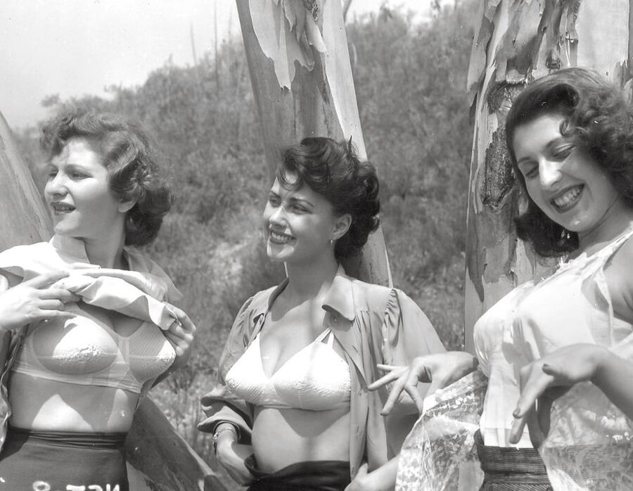 Peggy Winters, &;s vintage model