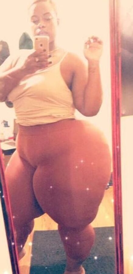 Mega chunky bbw pear emmiii