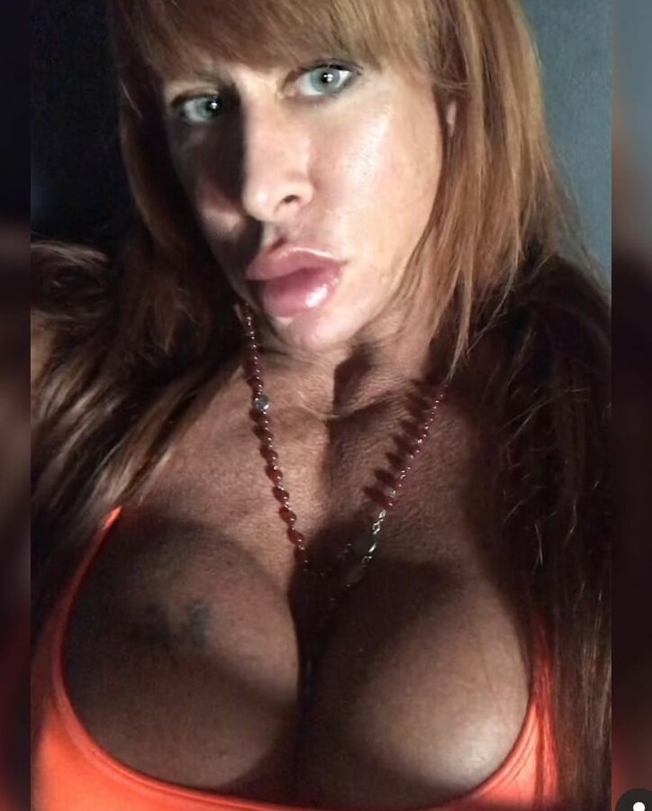 Barbara Muscle Slut Kommentare