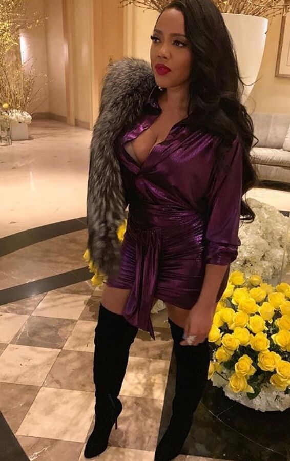 Female Celebrity Boots &amp; Leather - Angela Simmons
