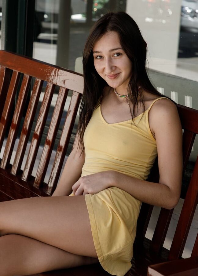 Sexy Babe Carmen