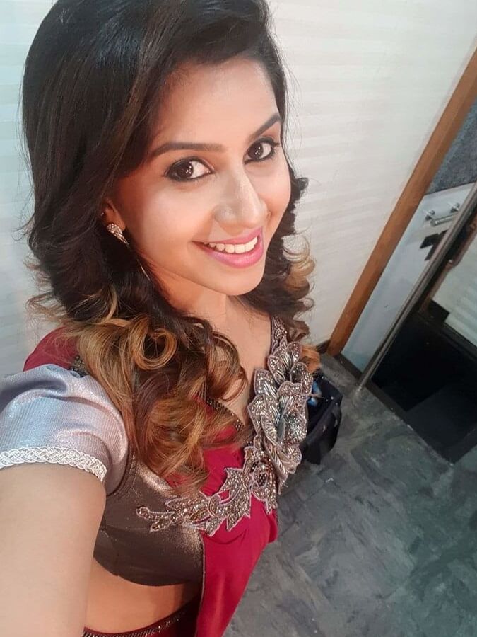 Sexy anushree(give hot comments and cum tribute this sexy)