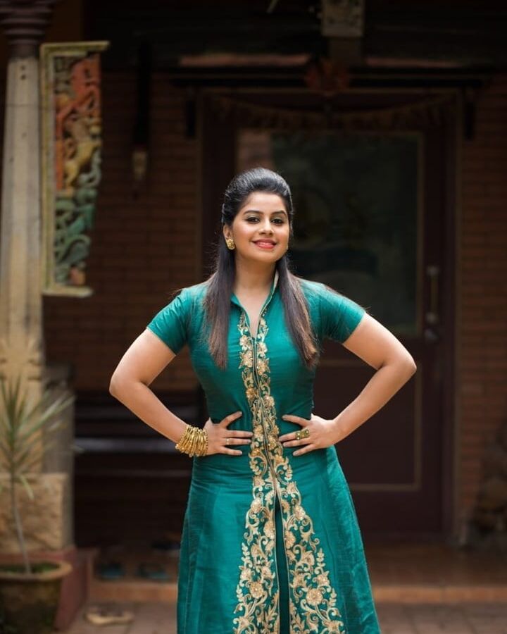 Sexy anushree(give hot comments and cum tribute this sexy)