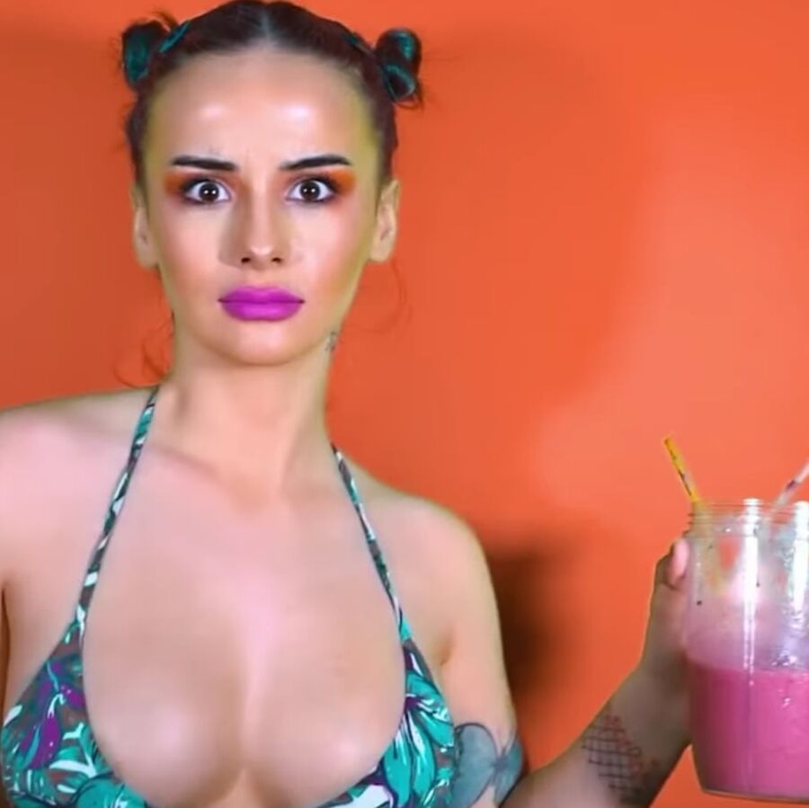 Rina Balaj Hot
