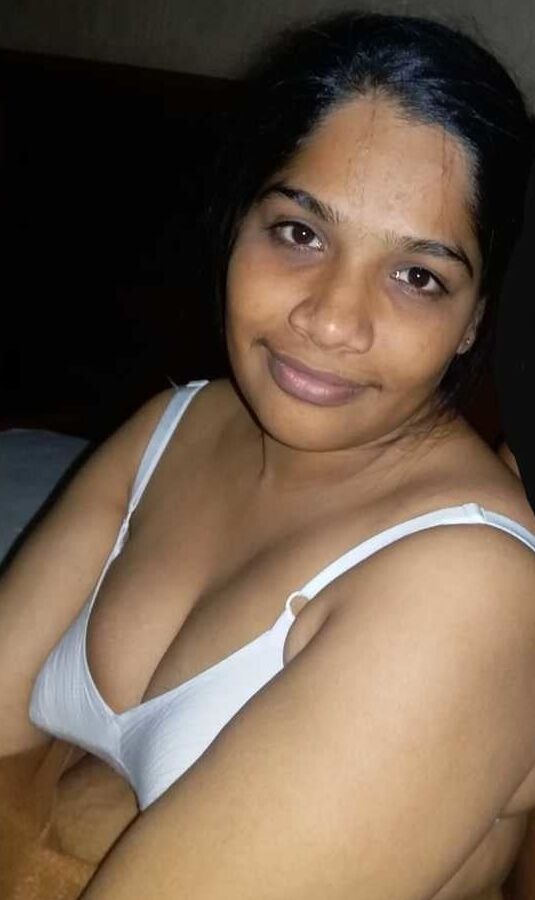 Mature mummy desi village