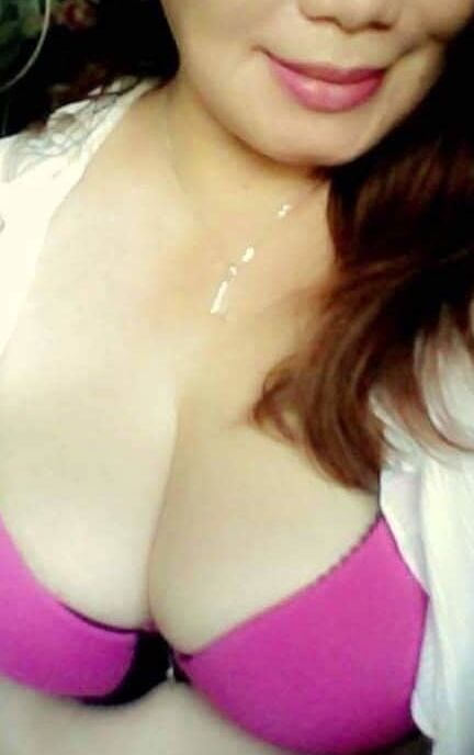Ibu besar di rumah