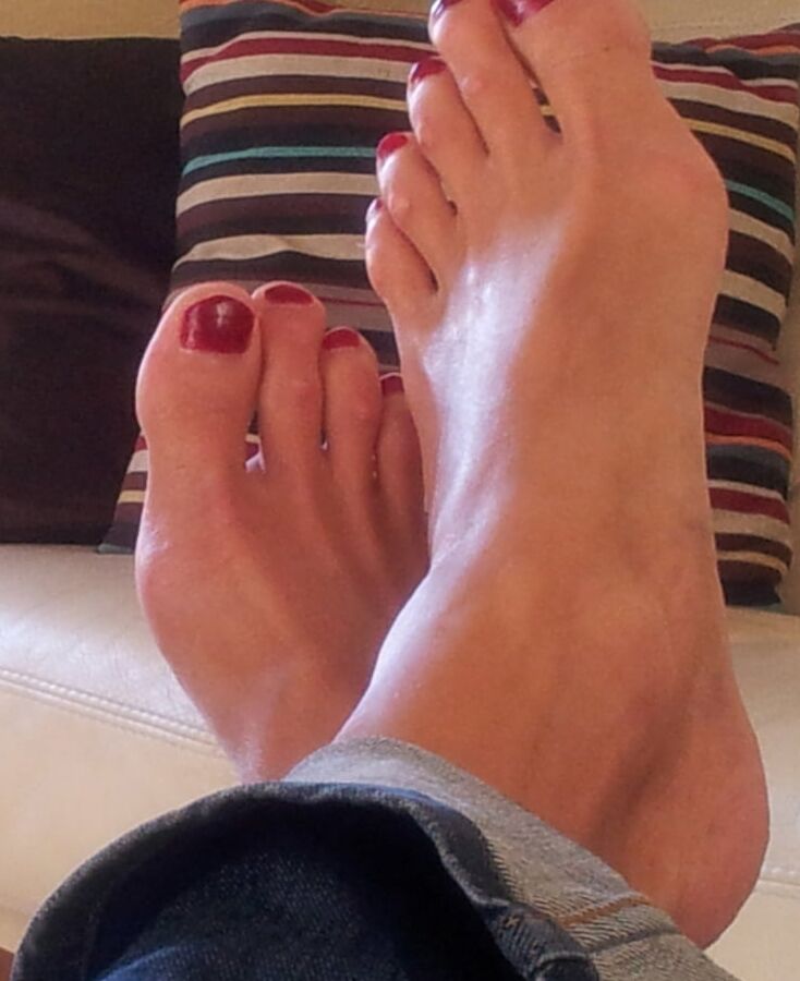 Feet of girlfriends