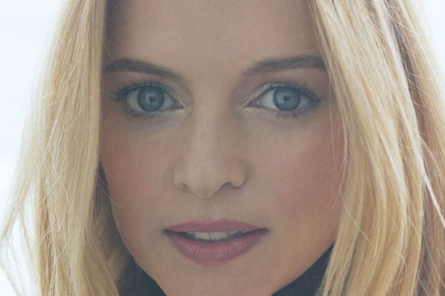 HEATHER GRAHAM