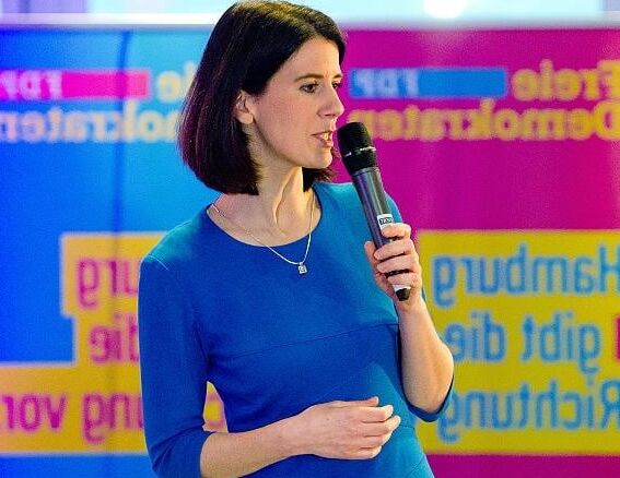 Katja Suding geile FDP Bitch