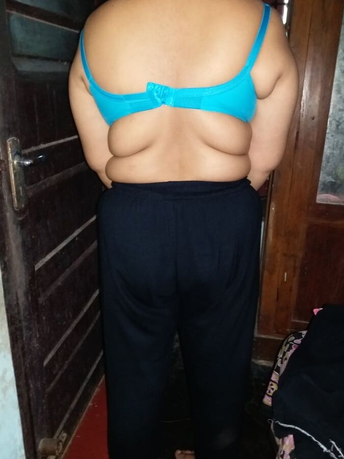 Mature mummy desi village