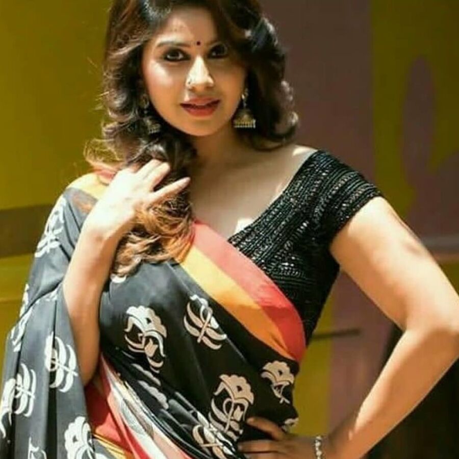 Sexy anushree(give hot comments and cum tribute this sexy)