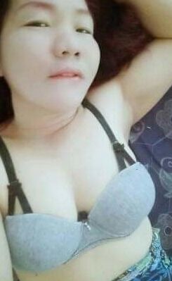 Ibu besar di rumah