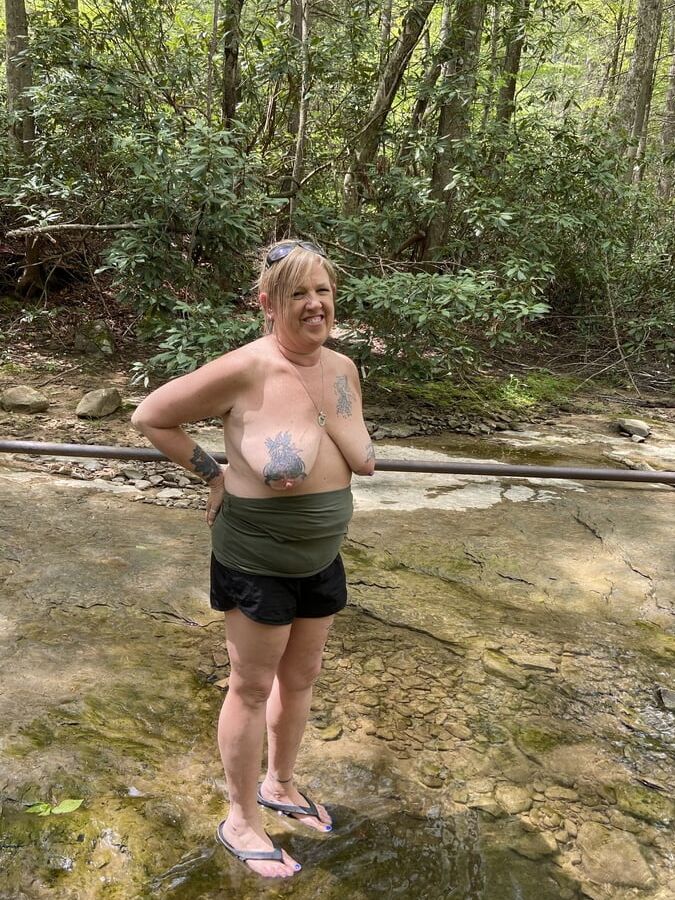 Those saggy titties