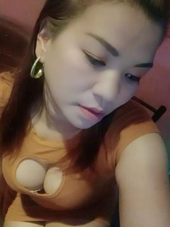 Big tits girls.