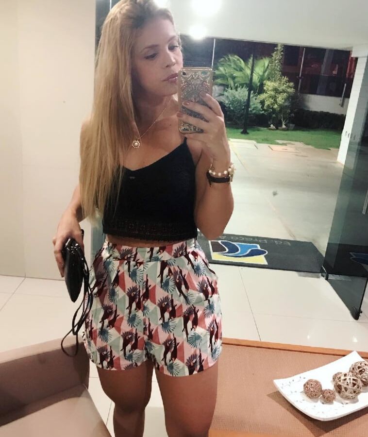 Raquel ready for hard cum and comment