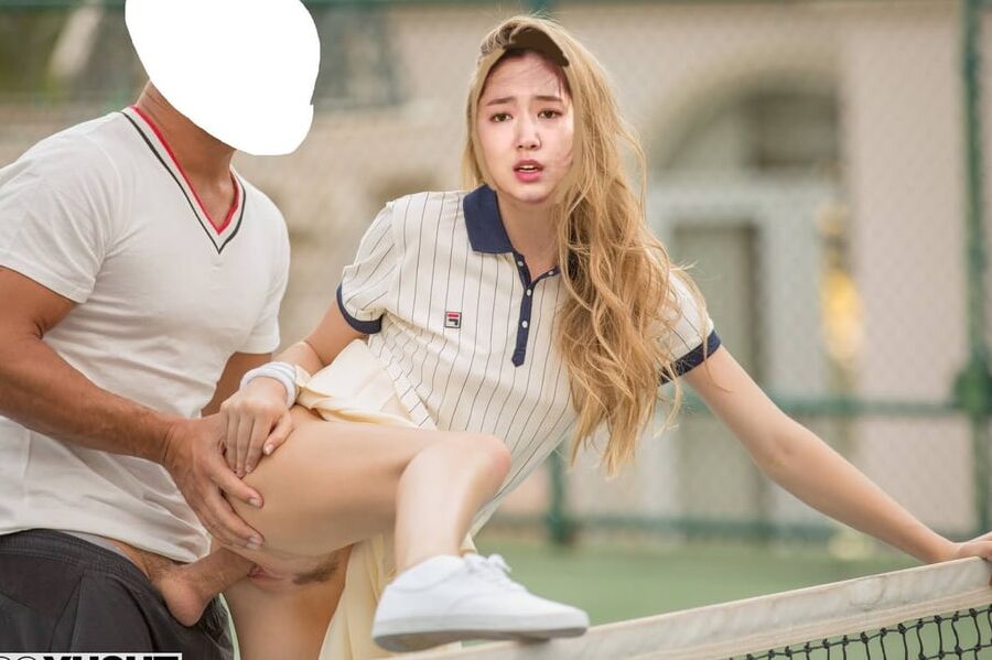 Park Shin-hye Lesson sex Gets in Tennis Stadium