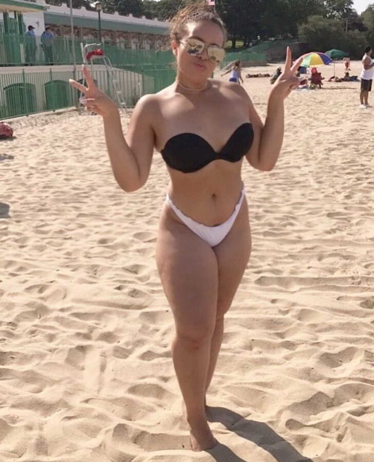 Fleshy curvy bikinis babes