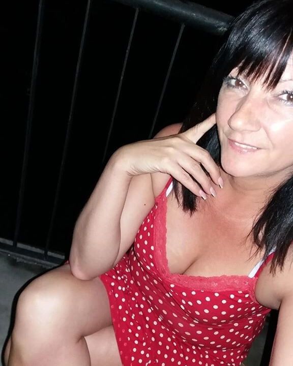 Serbian Milf Sneza