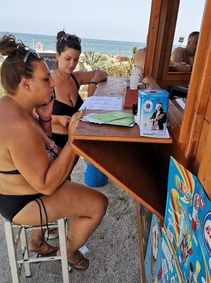 Italian mom milf high heels mamme italiane troie