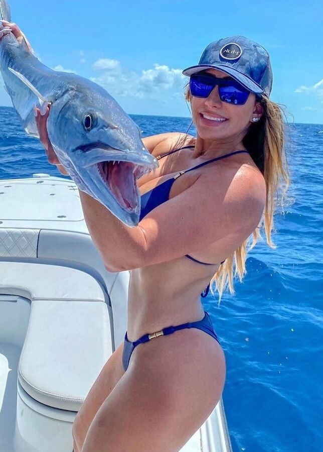 Nothing sexier than a girl who fishes.