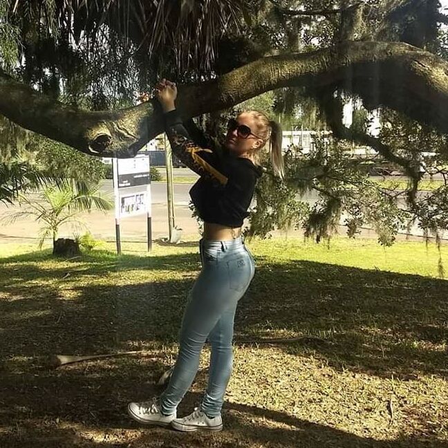 CRIS MADURA GOSTOSA TORCEDORA GOIAS