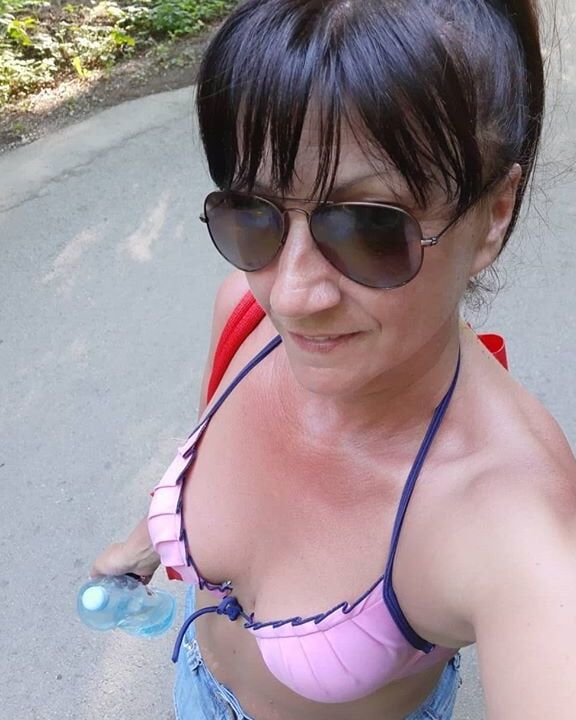 Serbian Milf Sneza