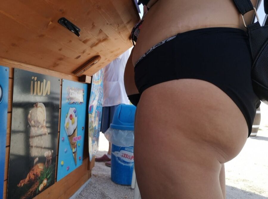 Italian mom milf high heels mamme italiane troie