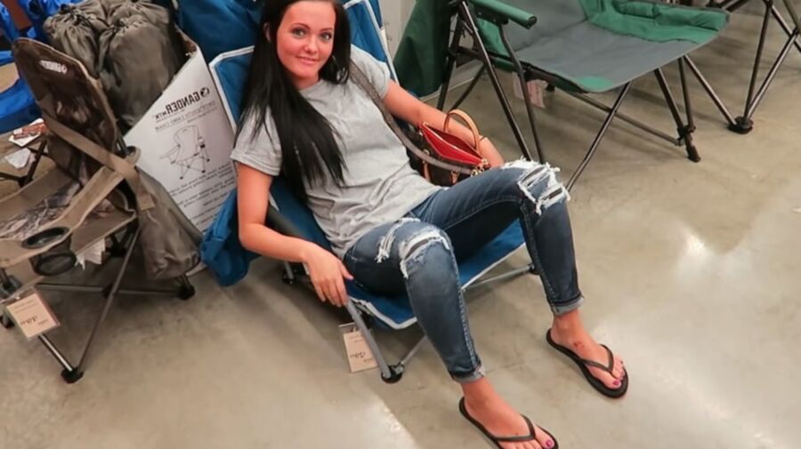 Describe how you would fuck Brittney Atwood