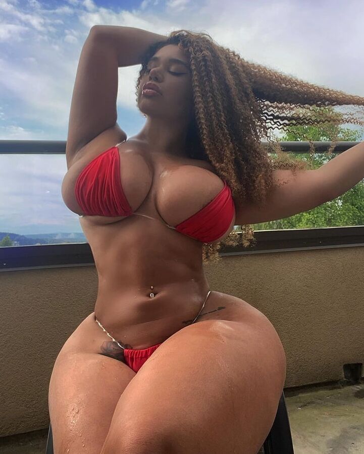CarmelaHabibi on Instagram