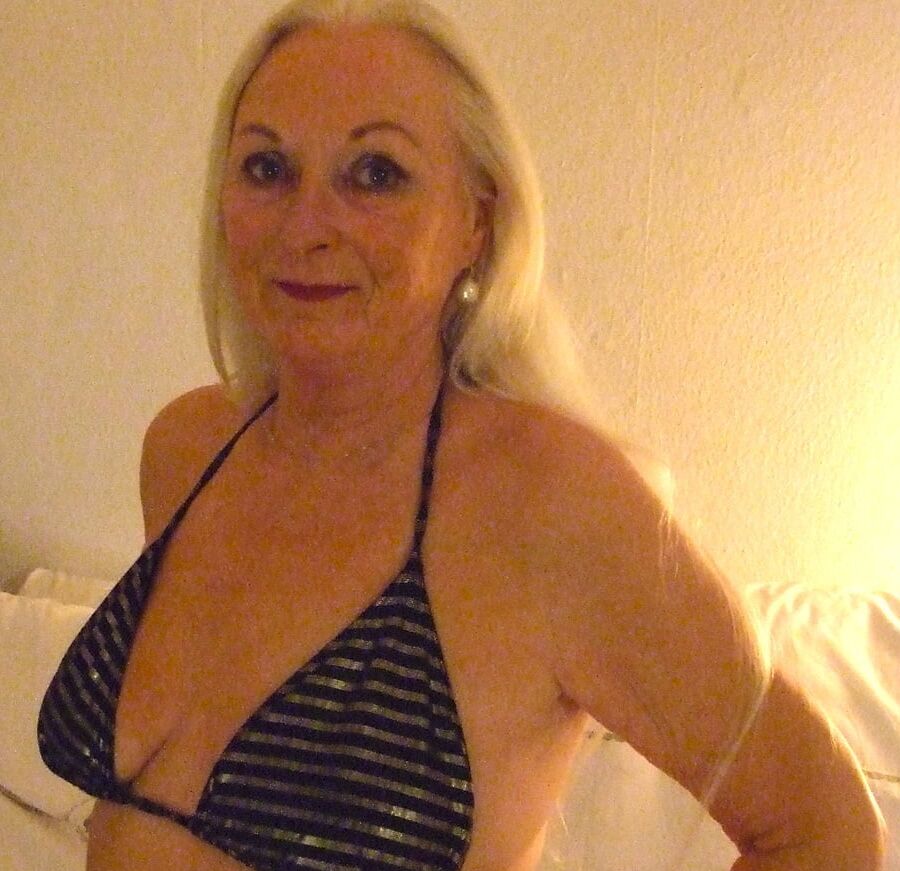 A very beautiful amateur wife