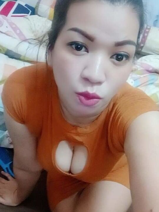 Big tits girls.