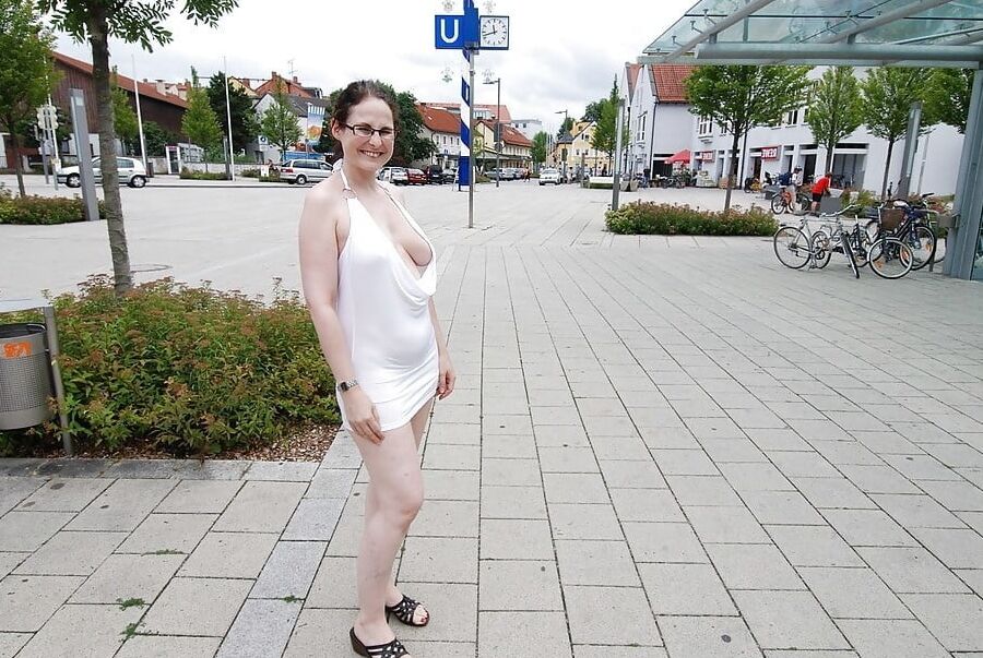 sabine does her shopping