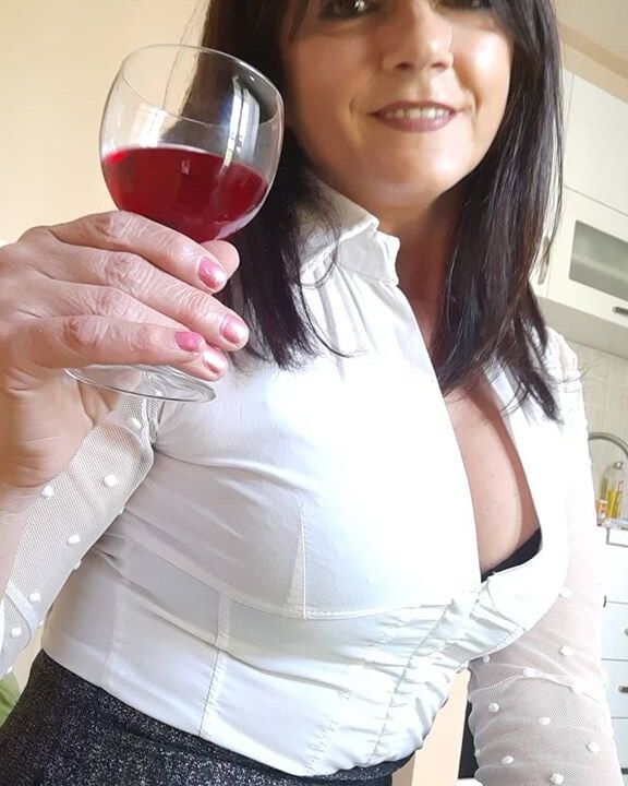 Serbian Milf Sneza