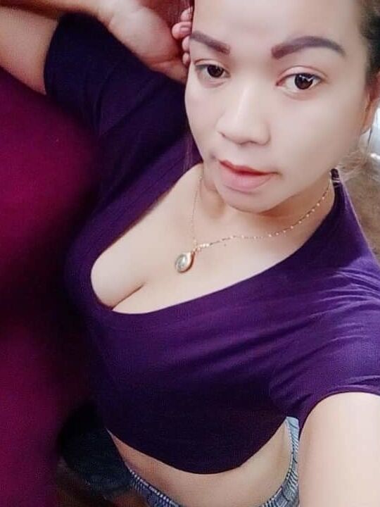 Big tits girls.
