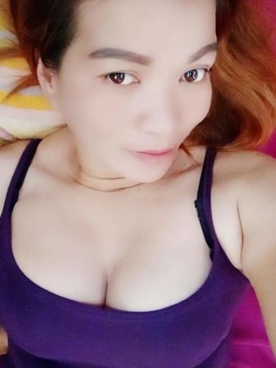 Big tits girls.
