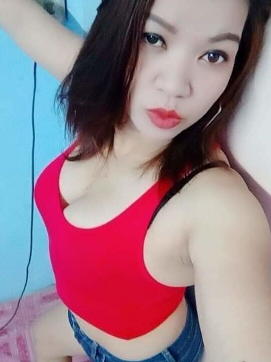 Big tits girls.