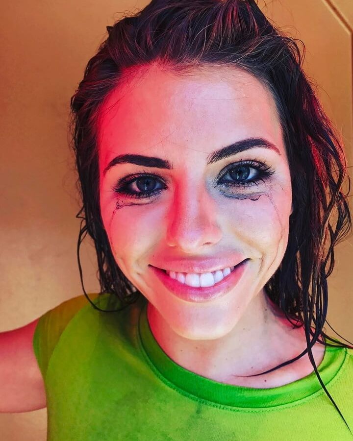 Adriana Chechik Instagram