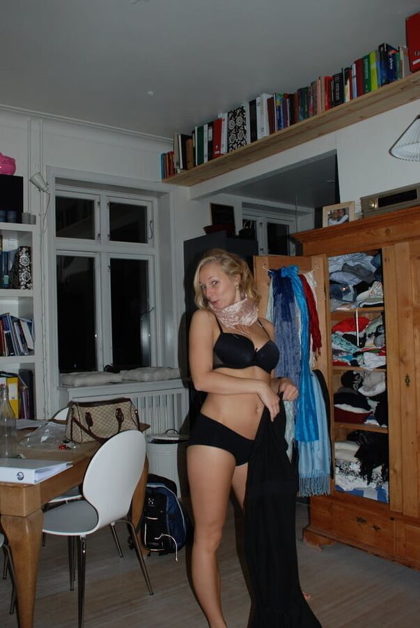 Katja - Webslut for repost and exposure