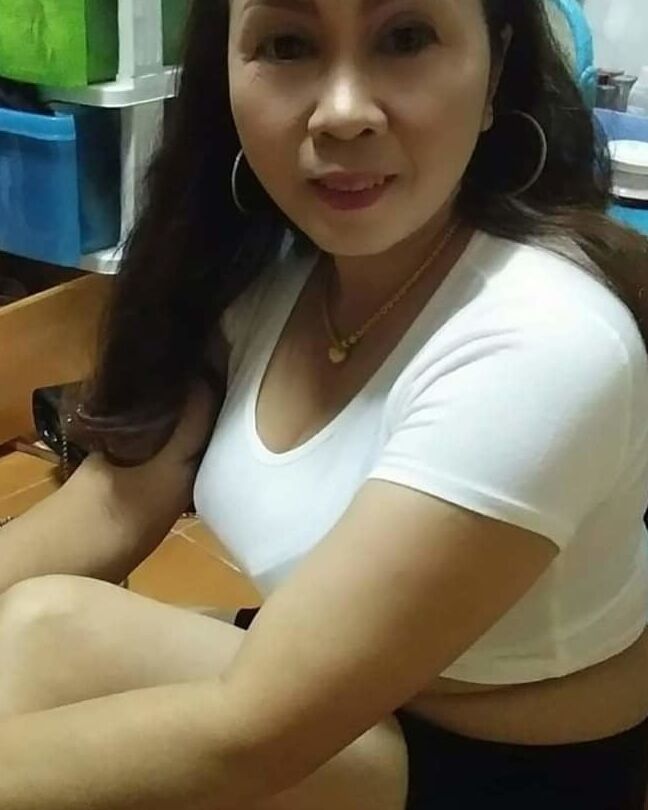 Janda, Tetek besar, Badan kecil