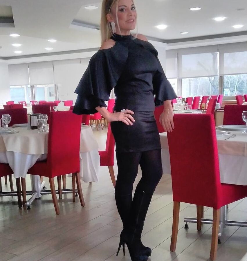 Turkish Sexy Mom -
