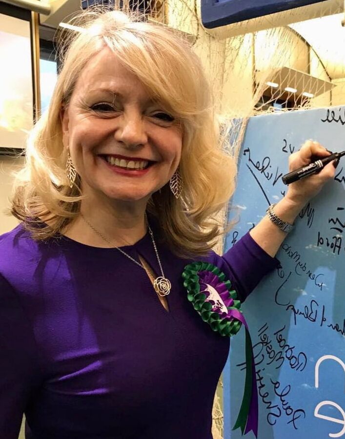 Tracy Brabin MP