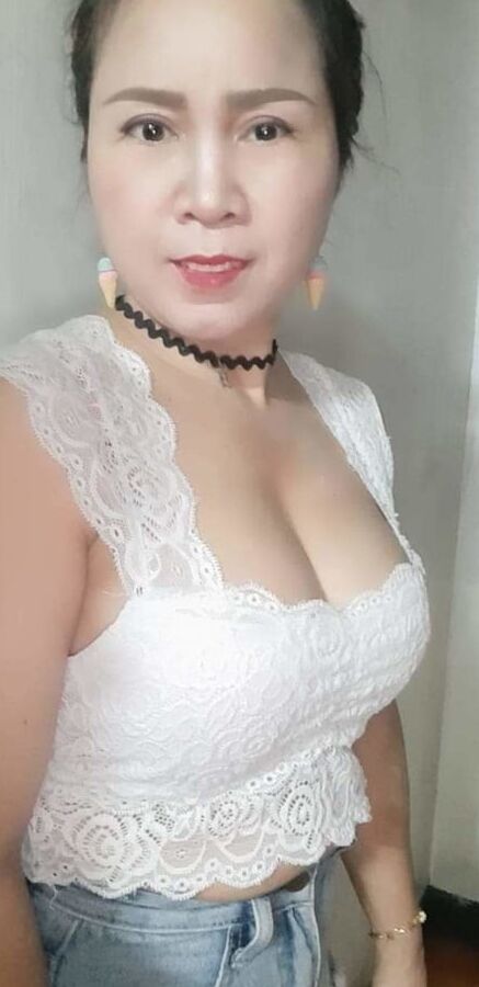 Janda, Tetek besar, Badan kecil