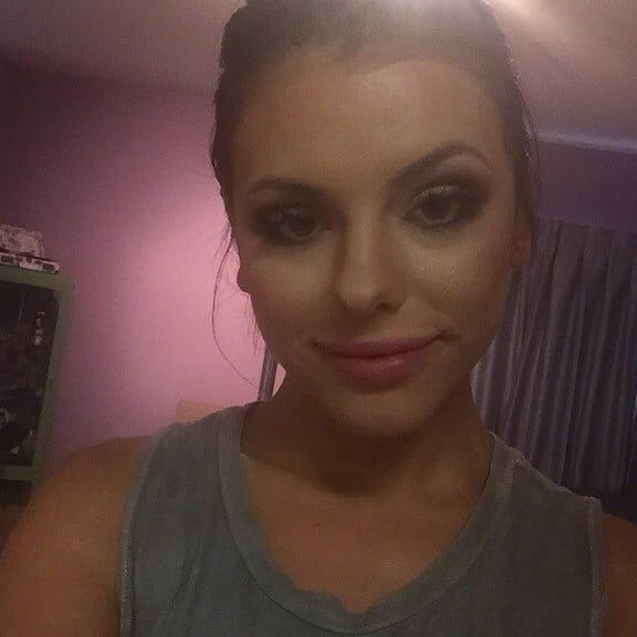 Adriana Chechik Instagram