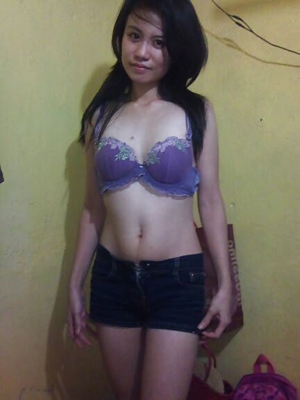 Janda, Tetek besar, Badan kecil