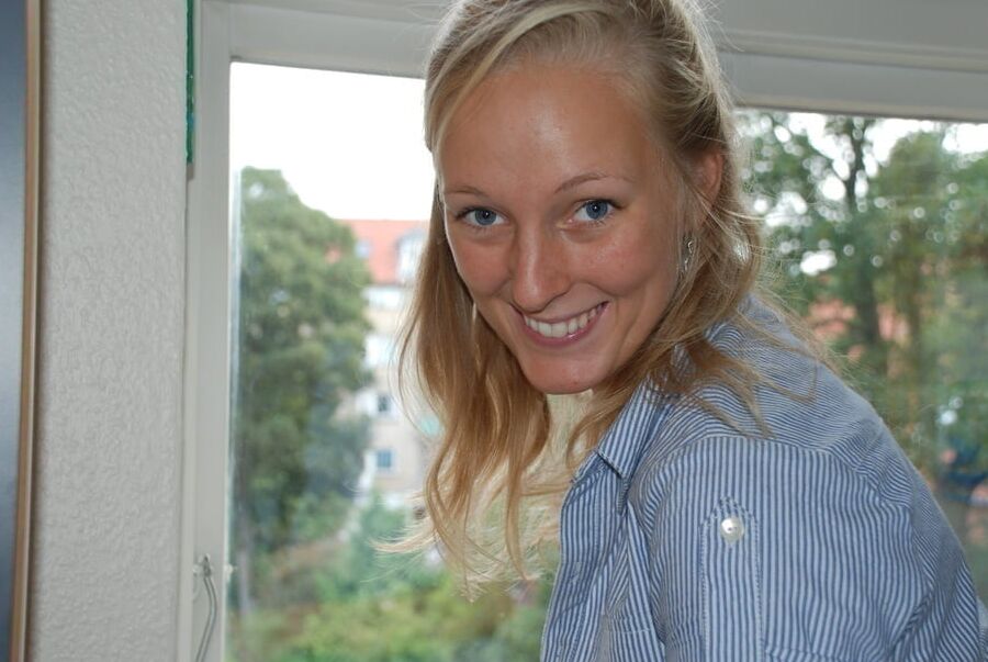 Katja - Webslut for repost and exposure