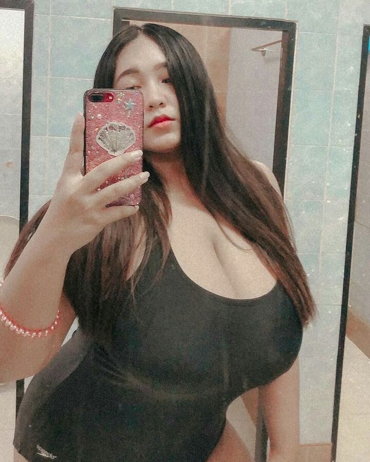 UnbelievableBoobs